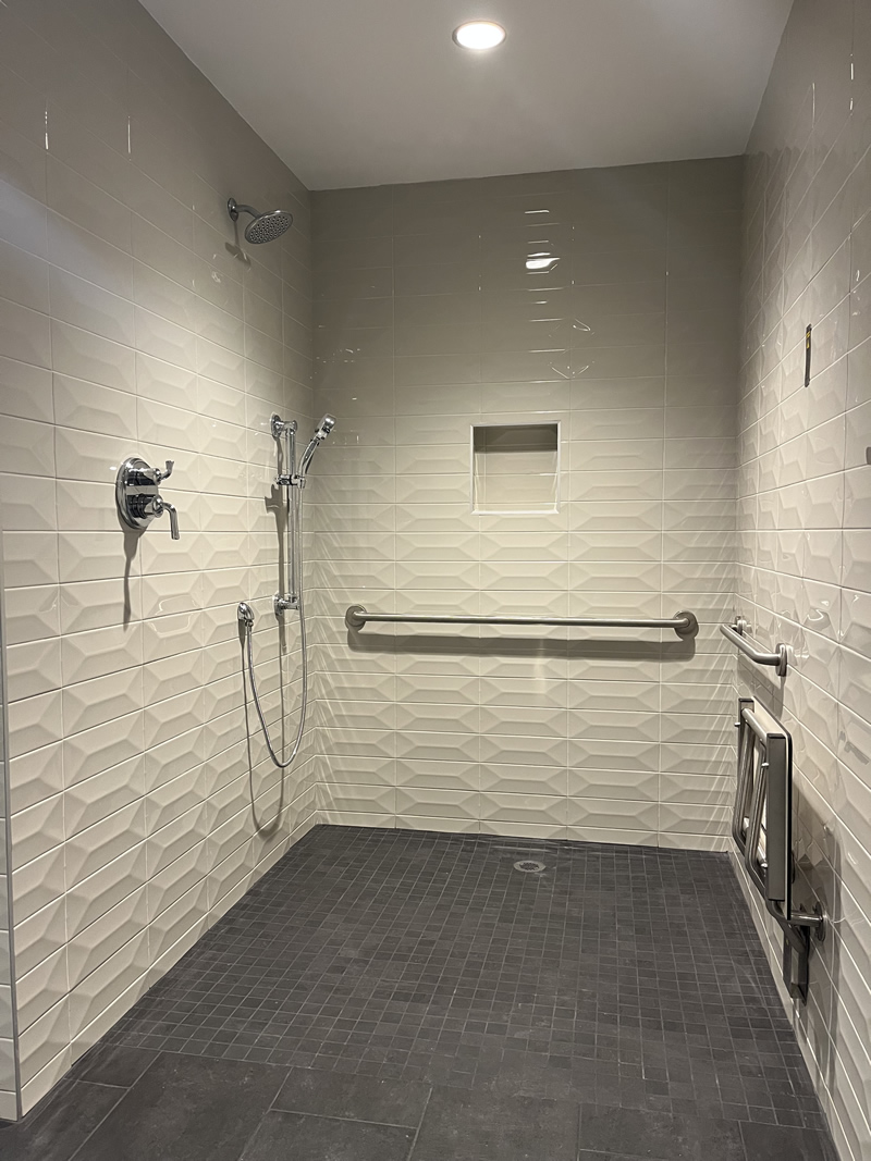 Modern office hallway with professional finishes and painted walls